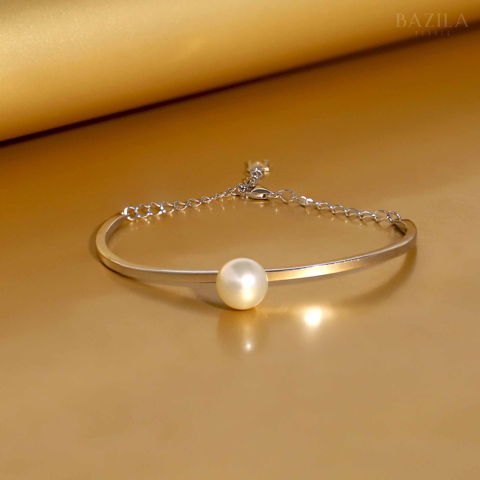 Lustrous Pearls: A Classic Touch of Elegance